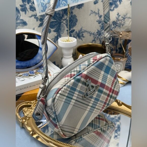 🆕 VIVIENNE WESTWOOD 🧿 NWOT Anna Camera Bag, Red/Blue Madras Check - AUTHENTIC - Picture 3 of 14